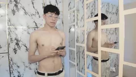 Tylhugedoom online show from January 14, 2025, 1:49 pm