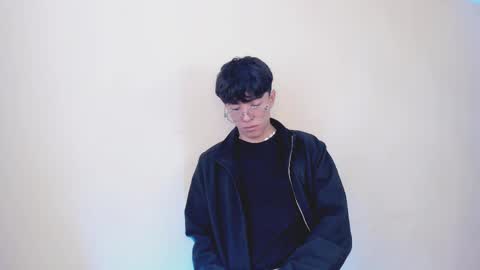 Tylhugedoom online show from January 18, 2025, 2:23 pm