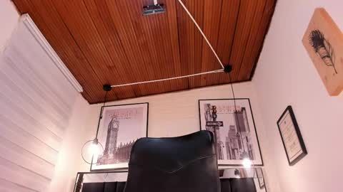       online show from September 24, 2025, 2:59 am