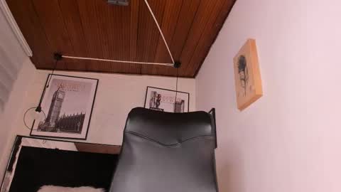       online show from February 2, 2026, 8:18 pm