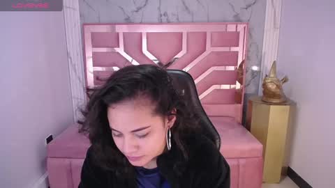 TYNA  online show from December 6, 2024, 1:44 pm