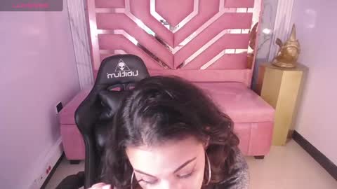 TYNA  online show from December 13, 2024, 4:49 pm