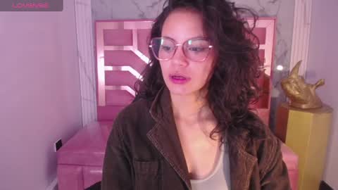 TYNA  online show from January 2, 2025, 7:29 pm