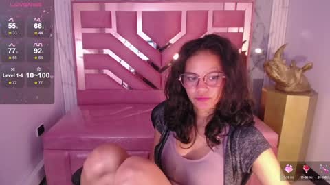 TYNA  online show from January 13, 2025, 11:49 pm