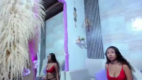 tyra_pettite online show from June 16, 2026, 7:27 pm