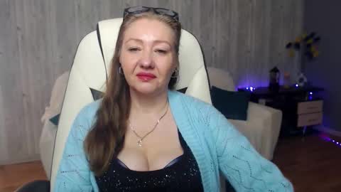 Snapshot of tyramories chatting on October 1, 2025, 5:02 am tyramories online show from October 1, 2025, 5:02 am