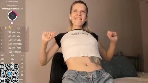 Snapshot of tyty_pupu chatting on September 23, 2025, 5:27 pm Christine 3 Next broadcast tomorrow at 2100 GMT 5 online show from September 23, 2025, 5:27 pm