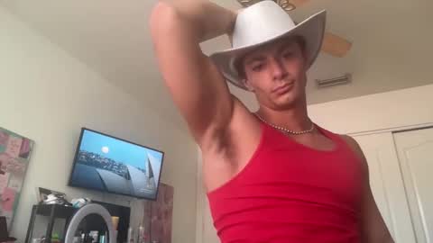 tyy0ung online show from May 22, 2026, 8:03 pm