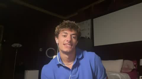 tyy0ung online show from June 12, 2026, 5:45 pm
