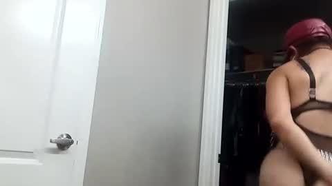 Azelia B online show from October 3, 2025, 6:05 pm