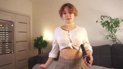 Lili online show from February 5, 2026, 6:34 pm