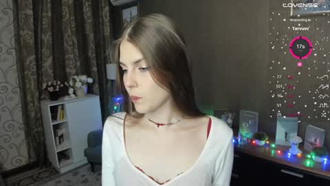 Snapshot of udeledelmoref chatting on December 28, 2024, 2:11 am Liky online show from December 28, 2024, 2:11 am