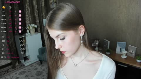 Snapshot of udeledelmoref chatting on January 17, 2025, 2:18 am Liky online show from January 17, 2025, 2:18 am
