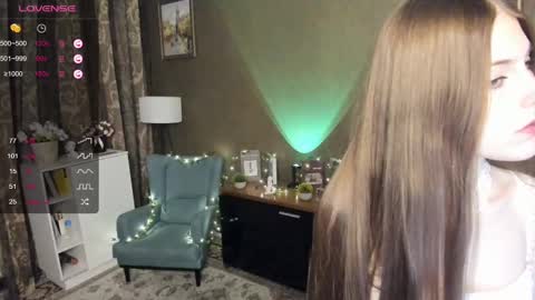 Snapshot of udeledelmoref chatting on March 9, 2025, 3:32 am Liky online show from March 9, 2025, 3:32 am
