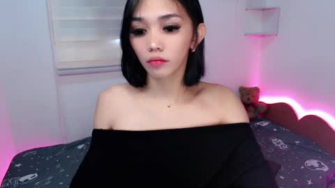 Snapshot of ughliah chatting on November 1, 2025, 3:19 am urbbgirl alliah online show from November 1, 2025, 3:19 am