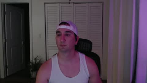 uglyduck3532 online show from November 9, 2025, 4:00 am