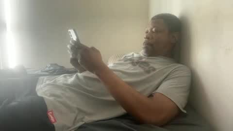 Snapshot of uglydudefucks chatting on October 9, 2025, 9:02 pm letscam2cam bbc cockring big cock online show from October 9, 2025, 9:02 pm