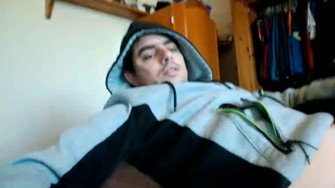 uglyyounlad online show from January 3, 2025, 3:01 pm