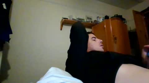 uglyyounlad online show from September 30, 2025, 1:21 am