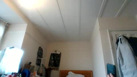 uglyyounlad online show from March 27, 2026, 2:50 pm