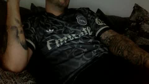 Snapshot of ukboy08x chatting on October 10, 2025, 4:39 pm ukboy08x online show from October 10, 2025, 4:39 pm