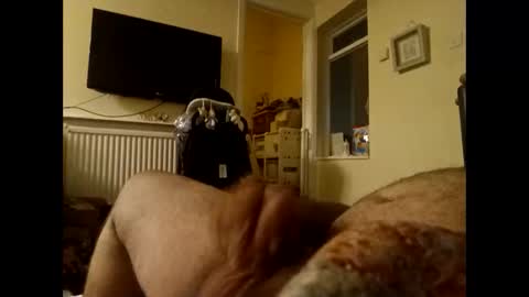 ukfilth529161 online show from October 19, 2025, 12:11 am