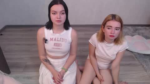 Snapshot of uki_meow246 chatting on October 24, 2025, 7:10 pm Uki online show from October 24, 2025, 7:10 pm