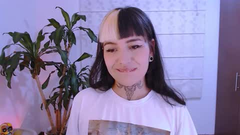 Martina online show from September 20, 2025, 3:29 am