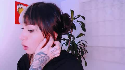 Martina online show from October 18, 2025, 2:03 am