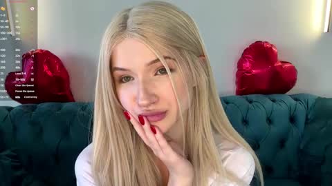 Vikki online show from April 28, 2026, 3:28 pm