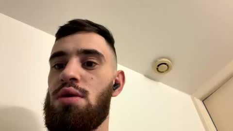 Snapshot of ullullull chatting on November 12, 2025, 12:16 pm ullullull online show from November 12, 2025, 12:16 pm