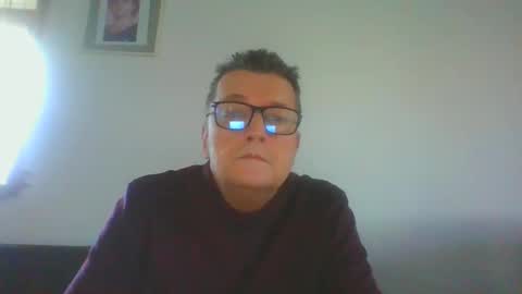 Snapshot of ulmeni4 chatting on December 26, 2024, 10:48 am ulmeni4 online show from December 26, 2024, 10:48 am
