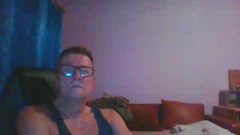 Snapshot of ulmeni4 chatting on January 23, 2025, 6:45 pm ulmeni4 online show from January 23, 2025, 6:45 pm