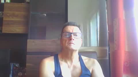 Snapshot of ulmeni4 chatting on January 29, 2025, 9:55 am ulmeni4 online show from January 29, 2025, 9:55 am