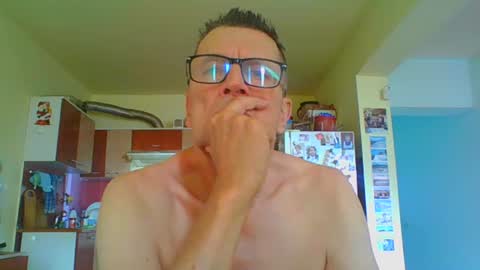 ulmeni7 online show from June 22, 2026, 3:53 pm