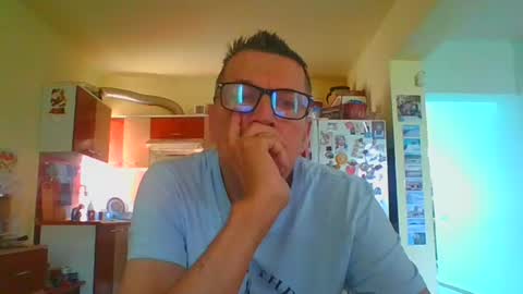 ulmeni7 online show from June 23, 2026, 6:44 am
