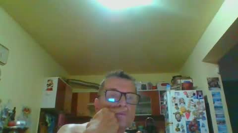 ulmeni7 online show from June 26, 2026, 2:05 am