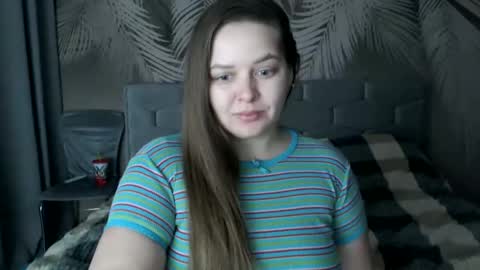 Snapshot of ulystar chatting on January 21, 2025, 6:33 am Ulyana online show from January 21, 2025, 6:33 am