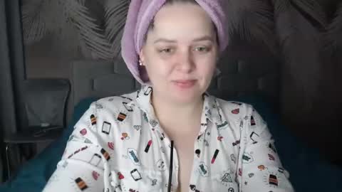 Snapshot of ulystar chatting on January 27, 2025, 7:14 am Ulyana online show from January 27, 2025, 7:14 am