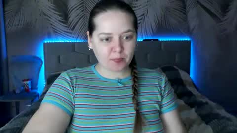 Snapshot of ulystar chatting on January 29, 2025, 7:04 am Ulyana online show from January 29, 2025, 7:04 am