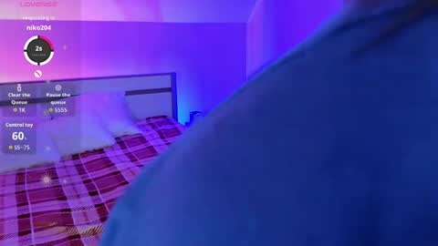 umpa_lummpa_ online show from May 9, 2026, 3:01 am