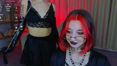 umpa_lummpa_ online show from May 11, 2026, 2:50 am