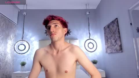 Un Slutty online show from February 8, 2025, 8:42 pm
