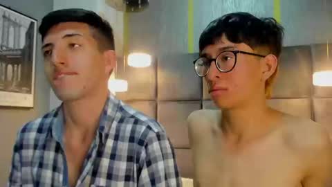 Un Slutty online show from September 25, 2025, 8:23 pm