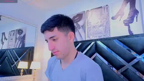un_sluttyy online show from April 24, 2026, 11:56 am