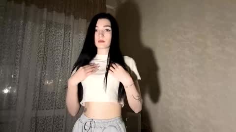 Isobelle lisi online show from January 17, 2026, 12:32 pm