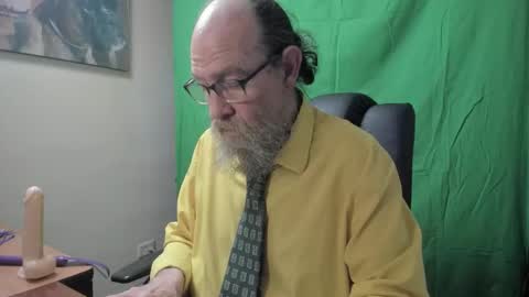 Uncle Hottie online show from March 18, 2026, 4:32 pm