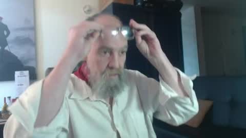 Snapshot of uncle_hottiecb chatting on July 7, 2026, 4:11 pm Uncle Hottie online show from July 7, 2026, 4:11 pm