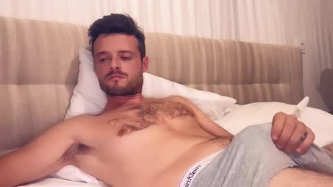 uncut_dick123455 online show from November 9, 2025, 6:06 pm