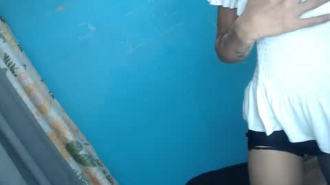 Snapshot of uncut_queen chatting on October 7, 2025, 3:36 am LOVELY JANE online show from October 7, 2025, 3:36 am